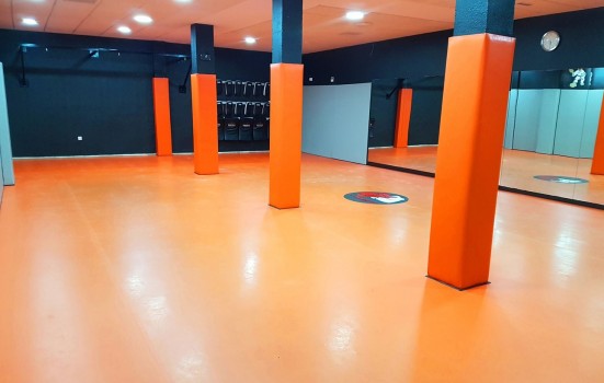 PROTECTORES ACOLCHADOS PARA COLUMNAS, PAREDES Y ZONAS DE RIESGO