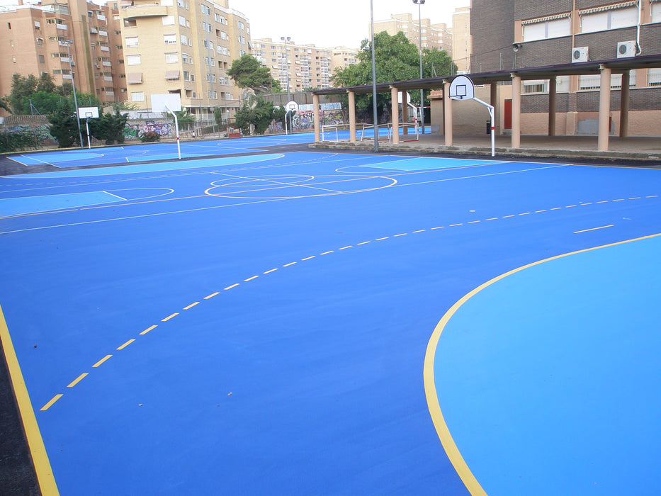 Pista polideportiva de resina sintética