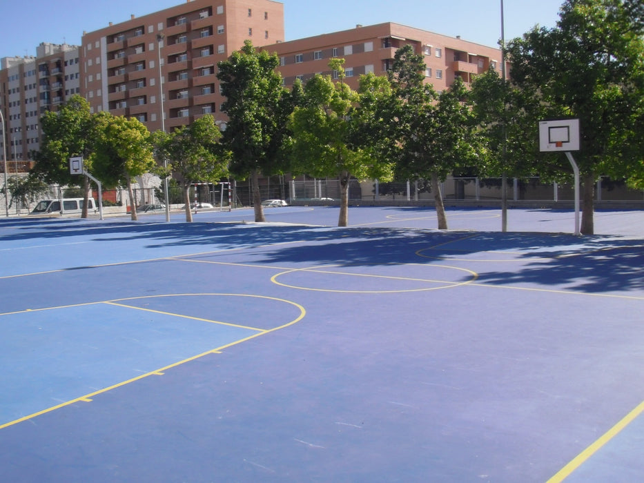 Pista polideportiva de resina sintética